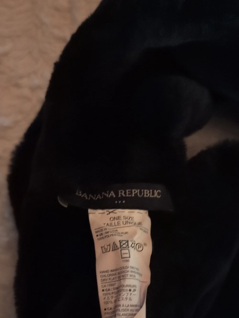 Banana Republic Black Fuzzy Neck Warmer